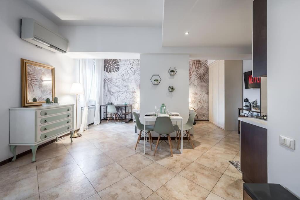 Sotto Le Due Torri 5* Διαμέρισμα Μπολόνια Εξωτερικό φωτογραφία